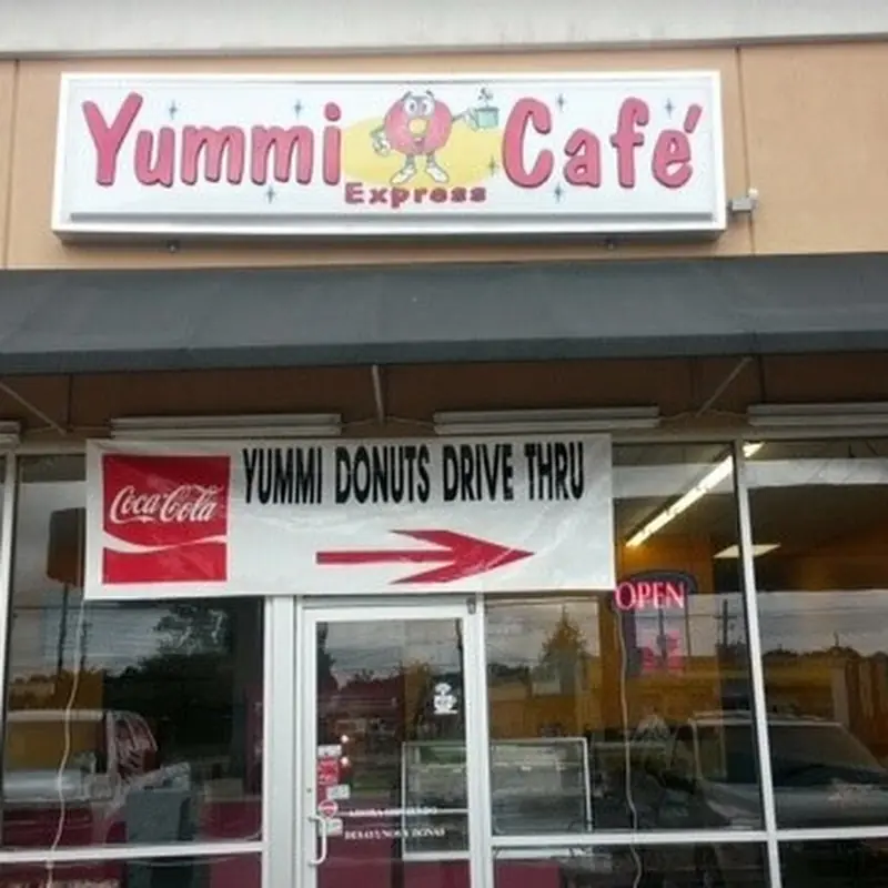 Yummi Café Express, LLC