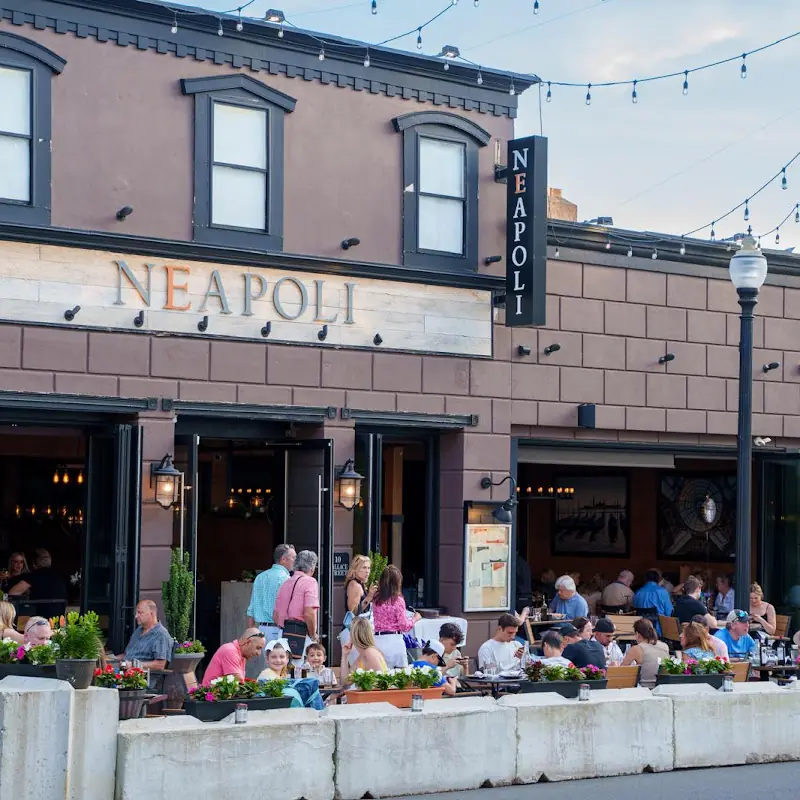 Neapoli Italian Kitchen