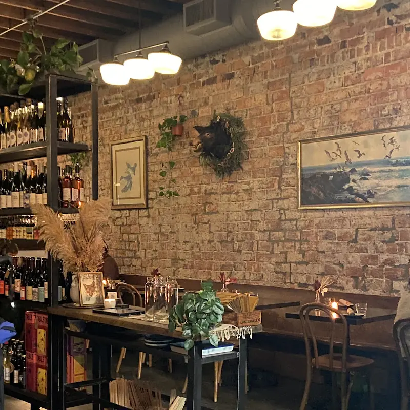 Field Bar & Bottle Shop