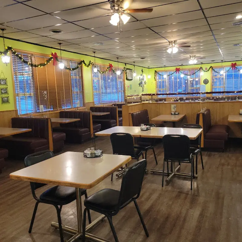Ezzy's @Latta Restaurant