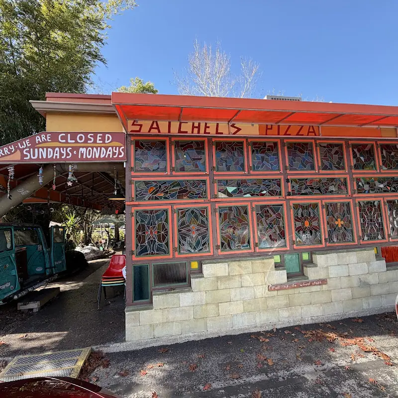 Satchel's Pizza