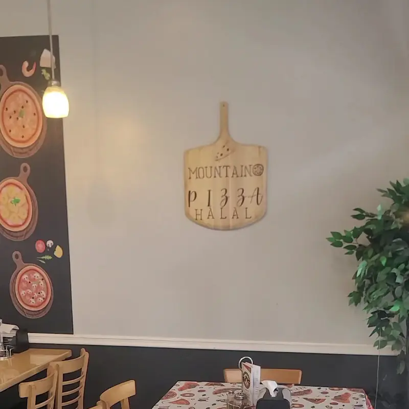 Mountain Pizza Halal