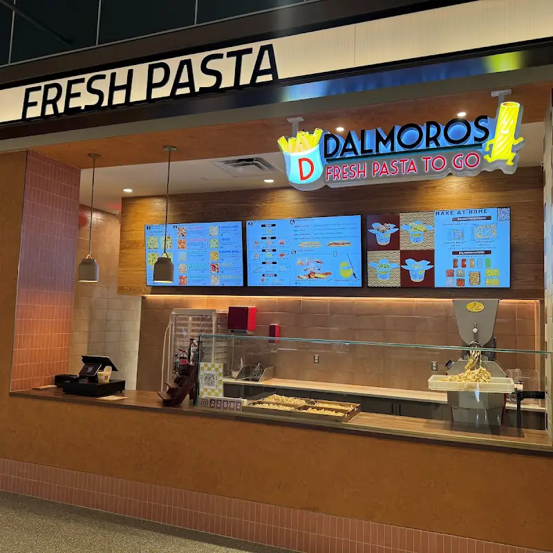 DalMoros Fresh Pasta To Go - Cambridge (MA) - CanalSide Food Hall
