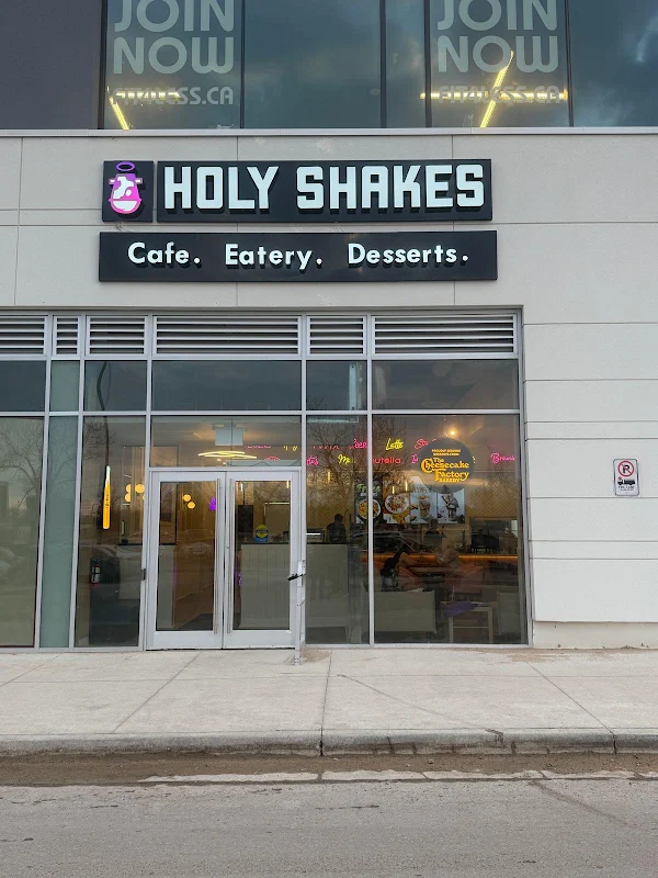 Holy Shakes Café. Dessert. Eatery.