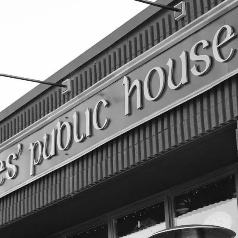 Hayes' Public House Brewery & Taproom