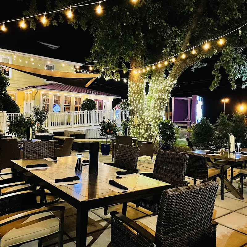 The Cafe on 26