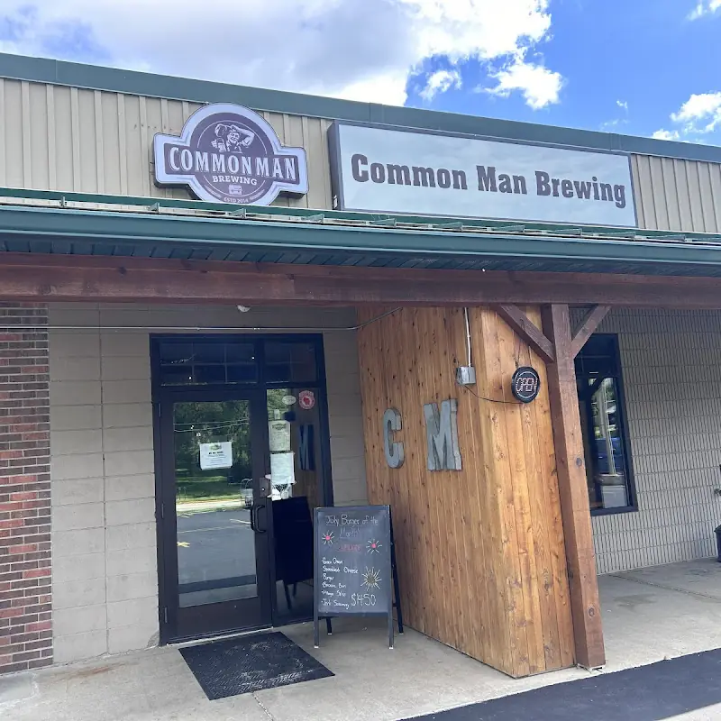 Common Man Tap & Table