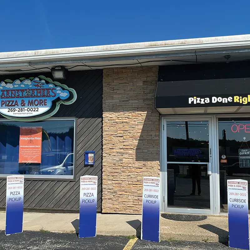 Barnstormers Pizza & More