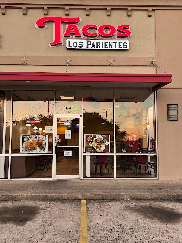 Tacos Los Parientes