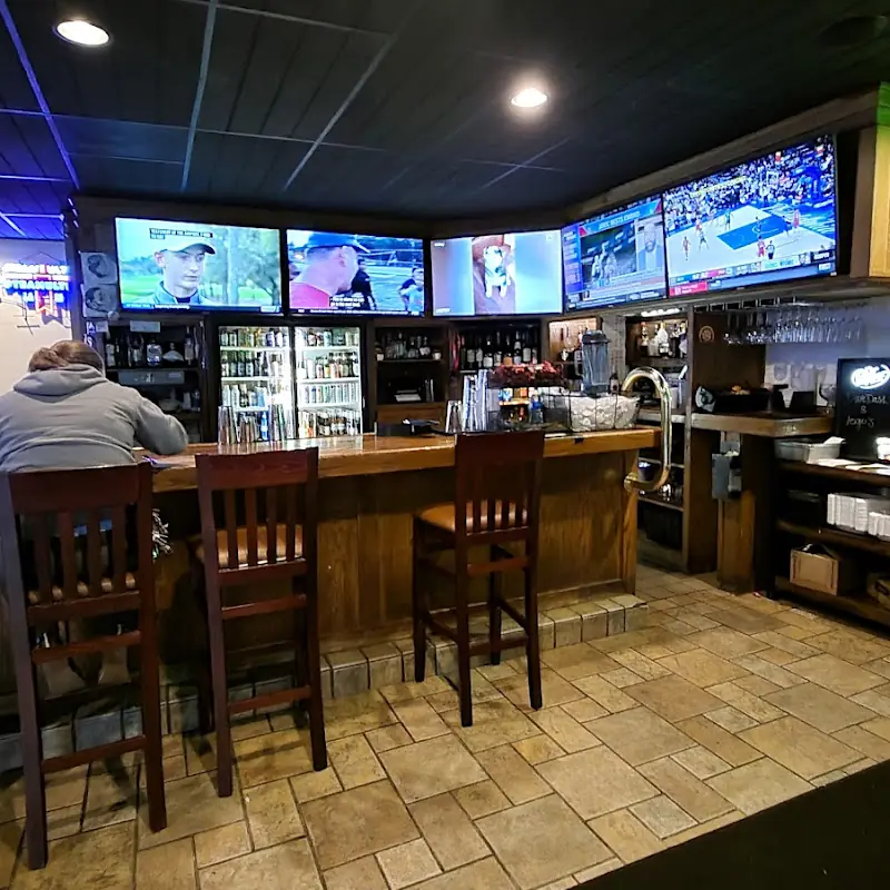 Hickory Tavern