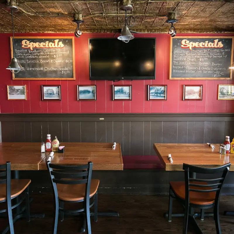 Missy's Main Street Cafe