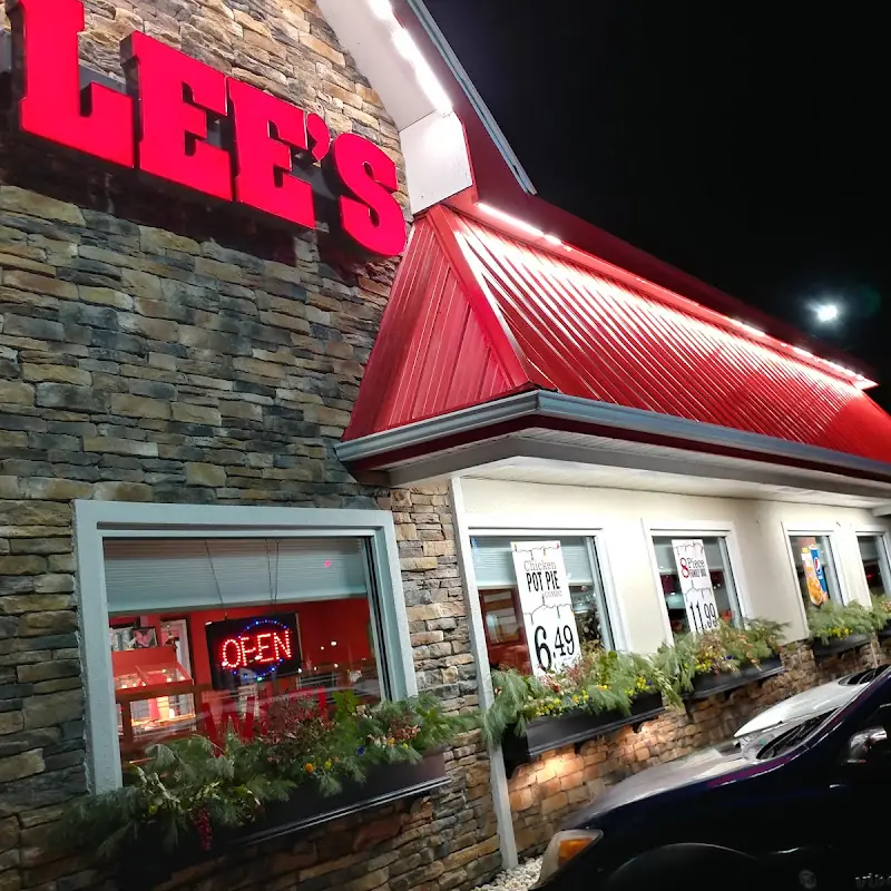 Lee's Famous Recipe Chicken