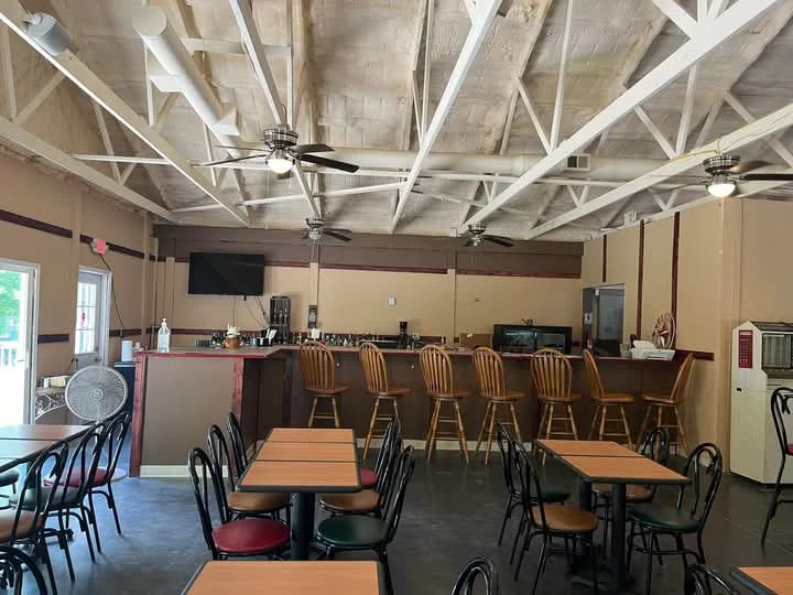 Cora’s Corner Bar And Grill