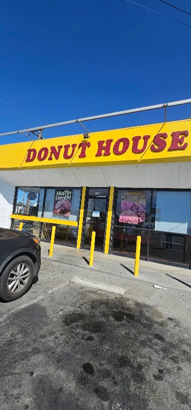 Donut House