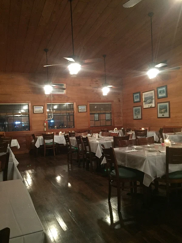 Moran's Marina & Deli