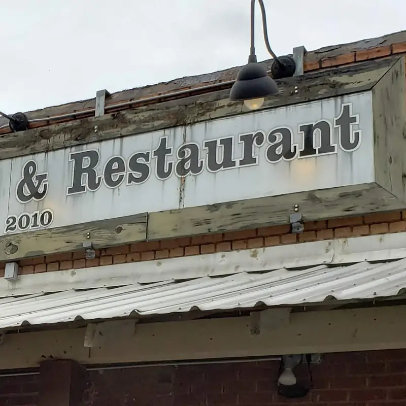 Town Market & Restaurant