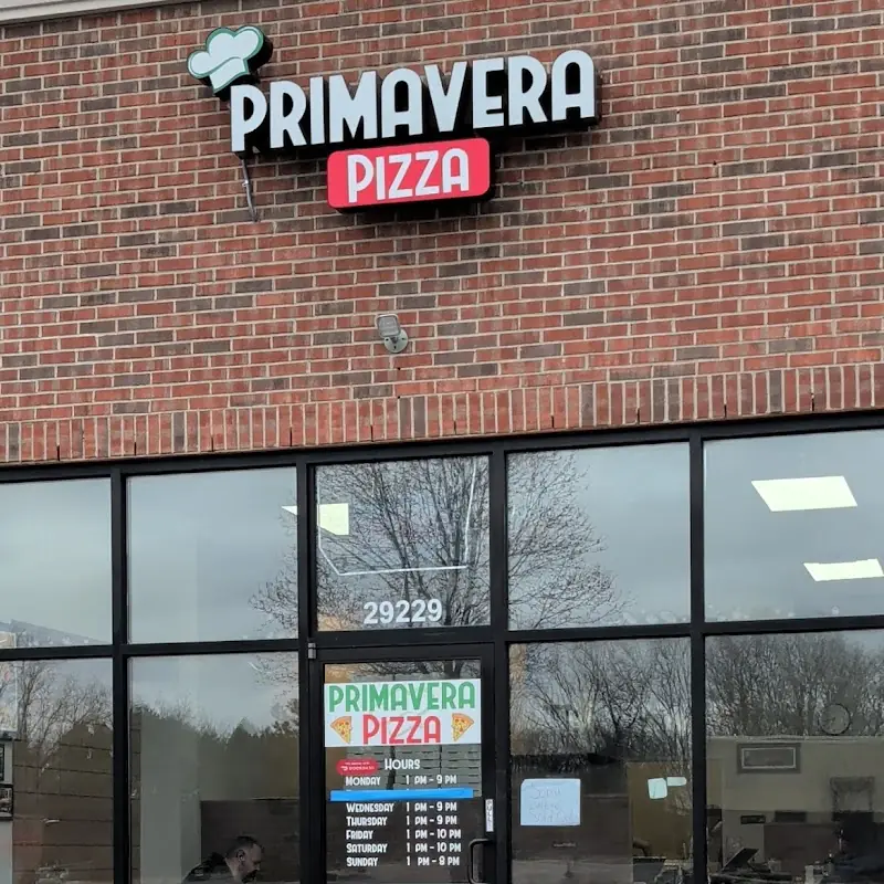 Primavera Pizza