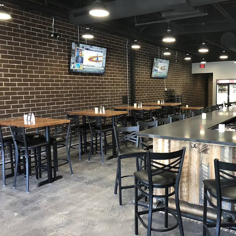 Beer Bones Bar & Grill