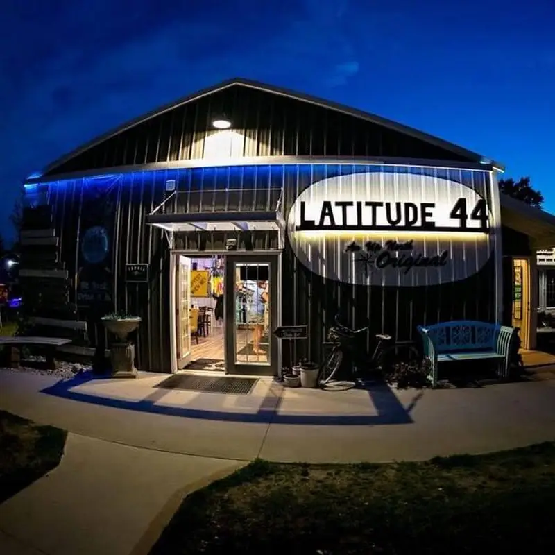 Latitude 44
