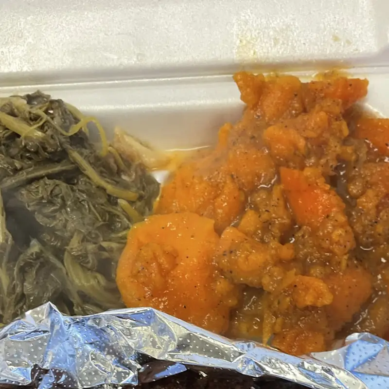 Chelle’s BBQ Soulfood and more