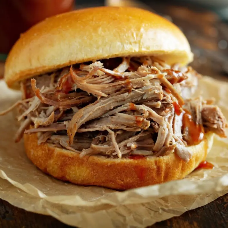 4. Arepa Reina Pepiada