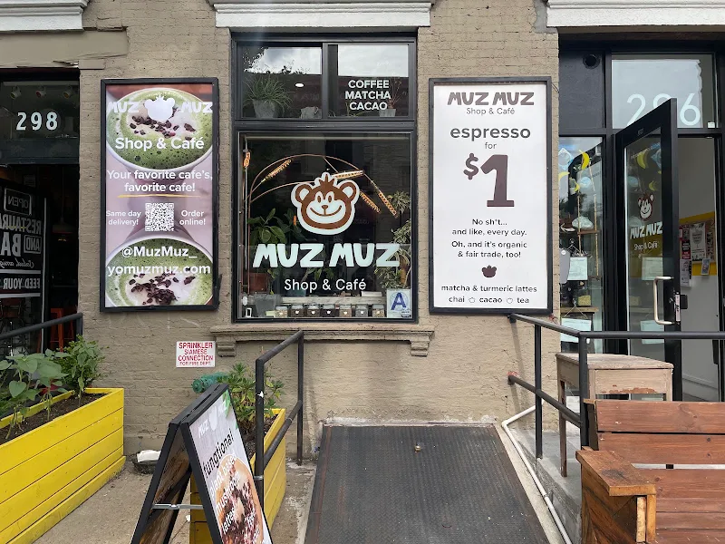 Muz Muz Shop & Cafè