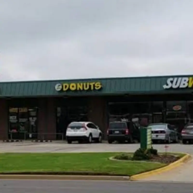 Busy B's Donuts