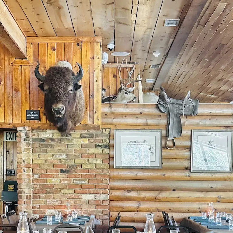 Rusty's Ranch House