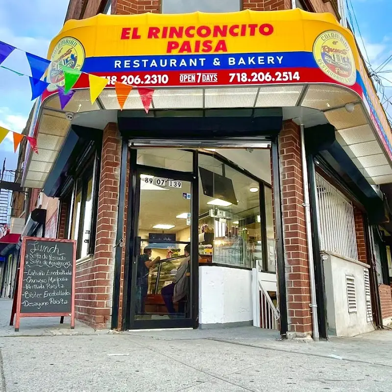 Sancocho de cola (Solo Sabádo) Oxtail soup (only Saturday)