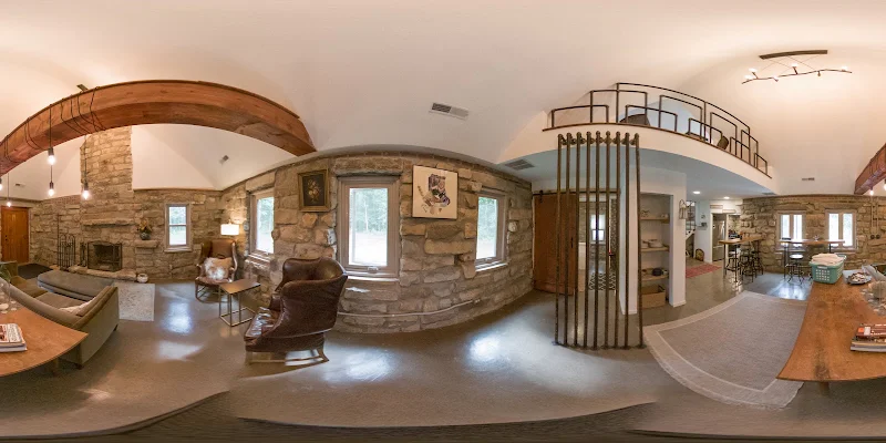 Cox Roosevelt Inn at Stonewall Farm