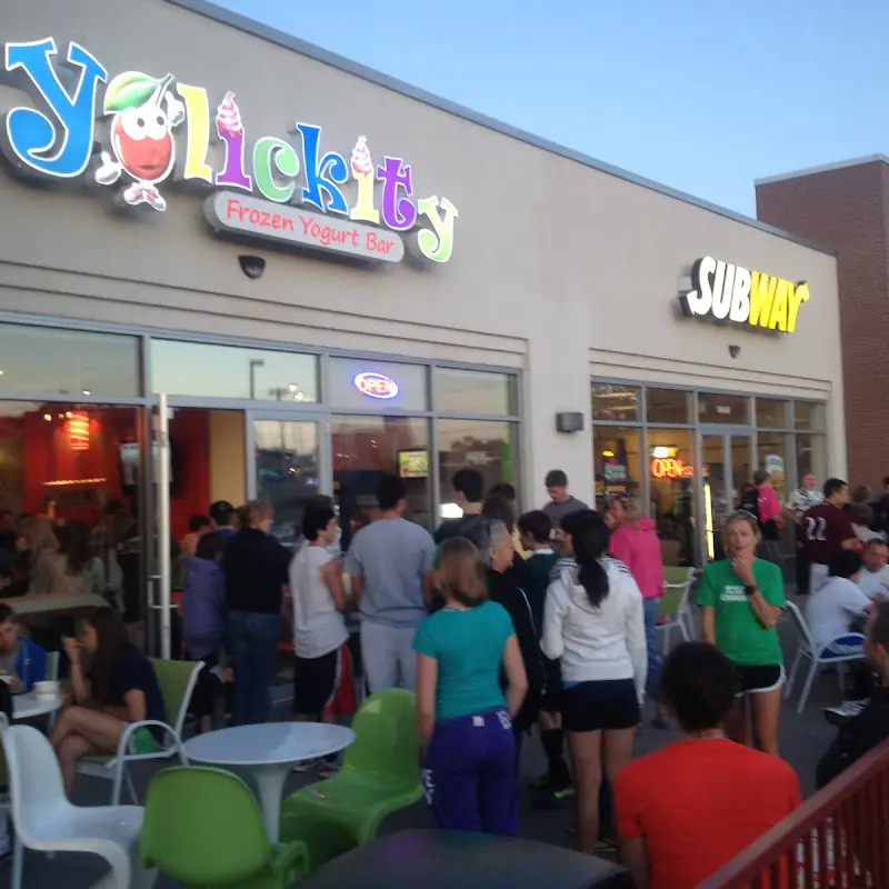 Yolickity Frozen Dessert Zone - Webster