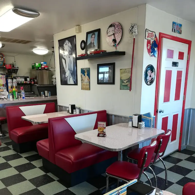 Boomarang Diner