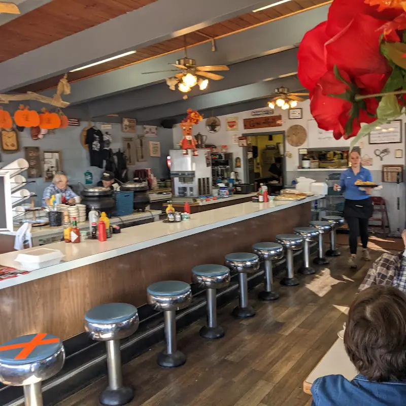 Country Rose Café | Breakfast • Lunch
