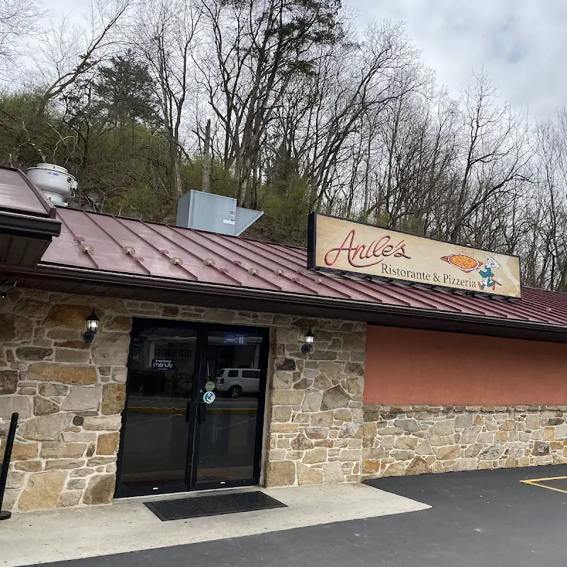 Navarro’s Pizza