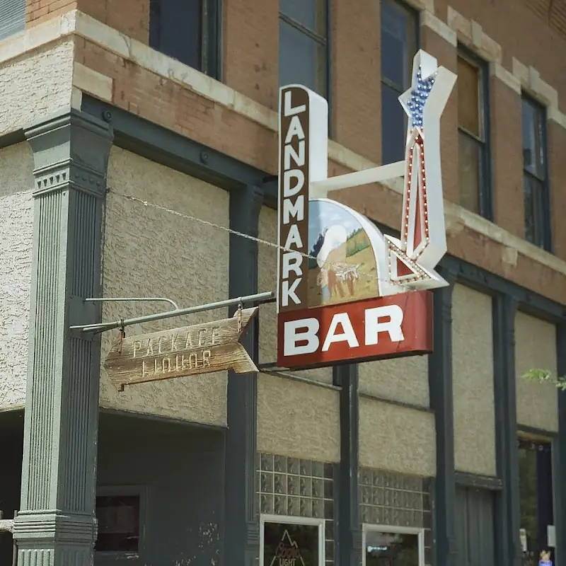 Landmark Bar&Cafe
