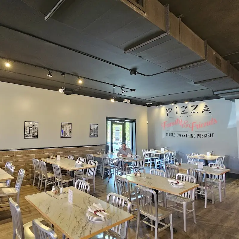 Hawthorne’s NY Pizza and Bar
