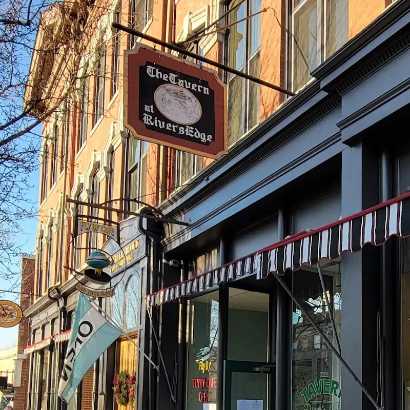 River's Edge Grille & Tavern