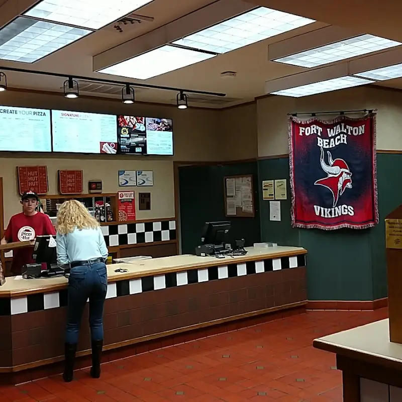 Pizza Hut