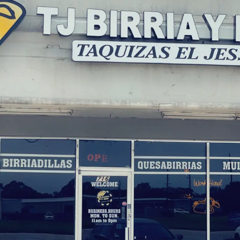 TJ Birria Y Mas