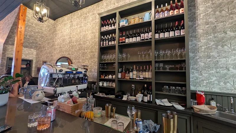 Sundays Restaurant