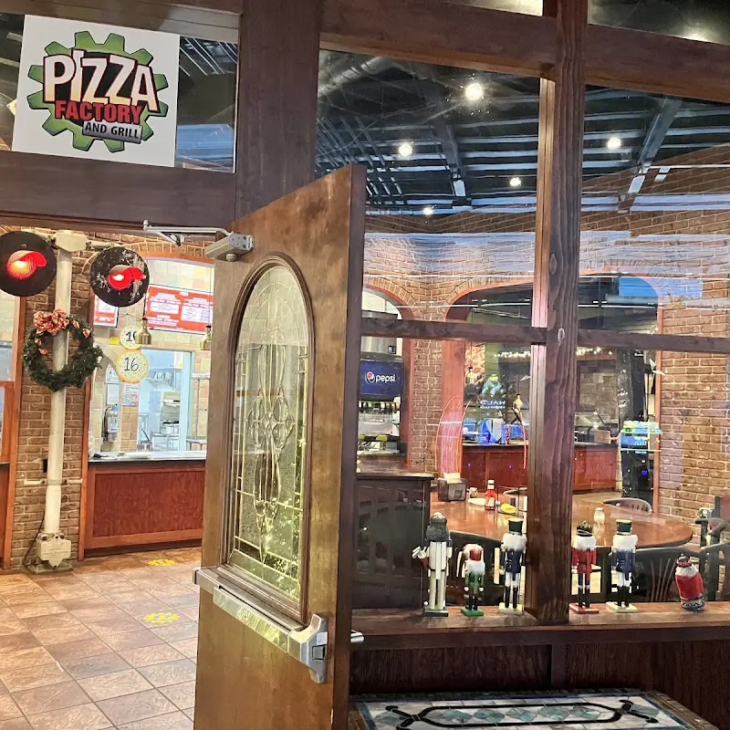 Pizza Factory & Grill