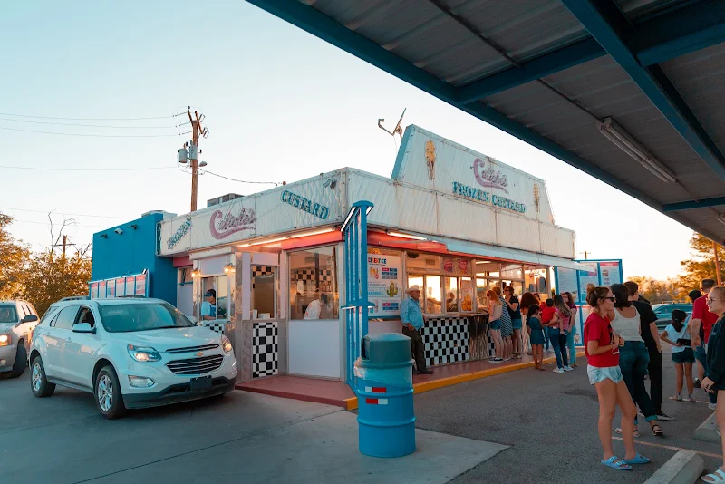 Caliche's Frozen Custard