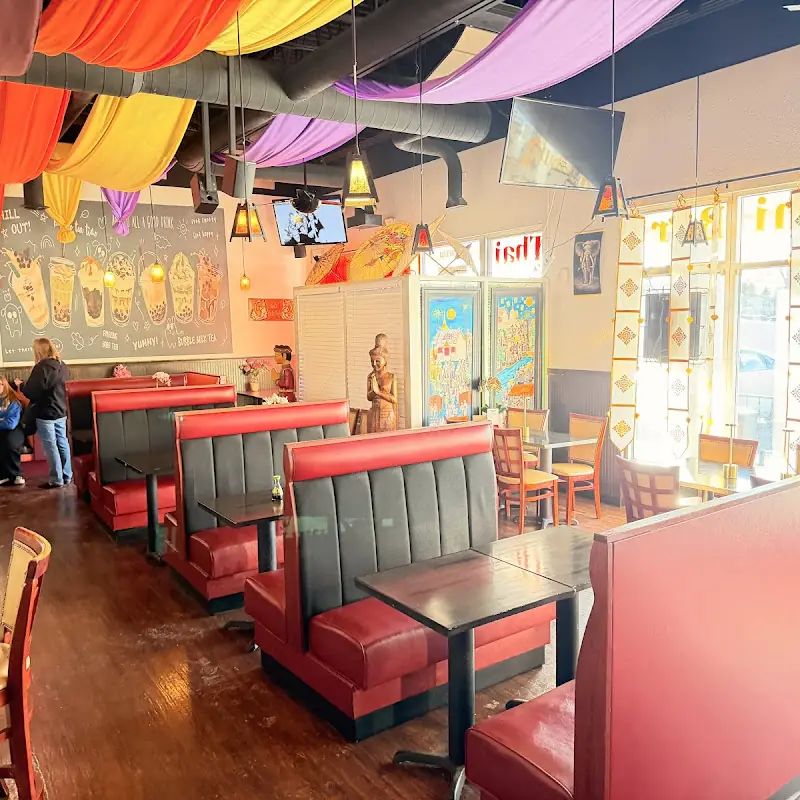 Thai Lanna & Sushi Bar