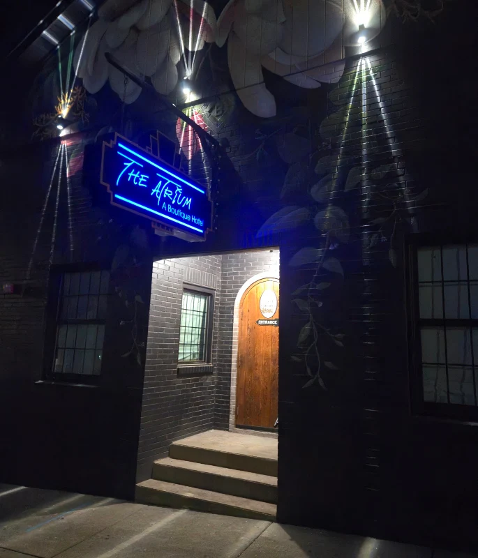 Pomajohns Bar