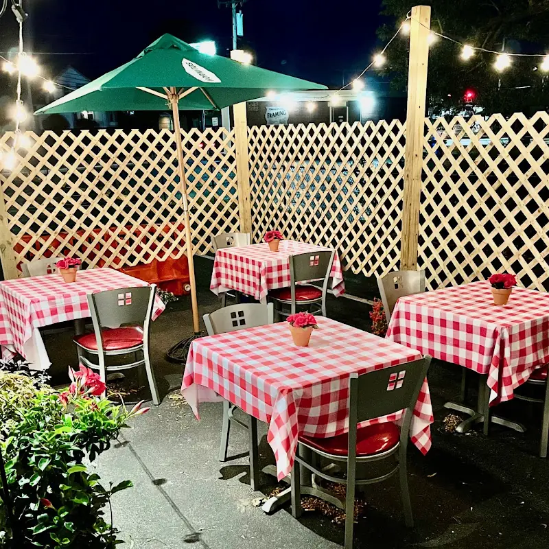 Mack’s Original Pizza Pub