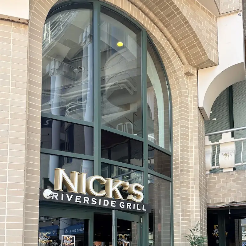 Nick's Riverside Grill