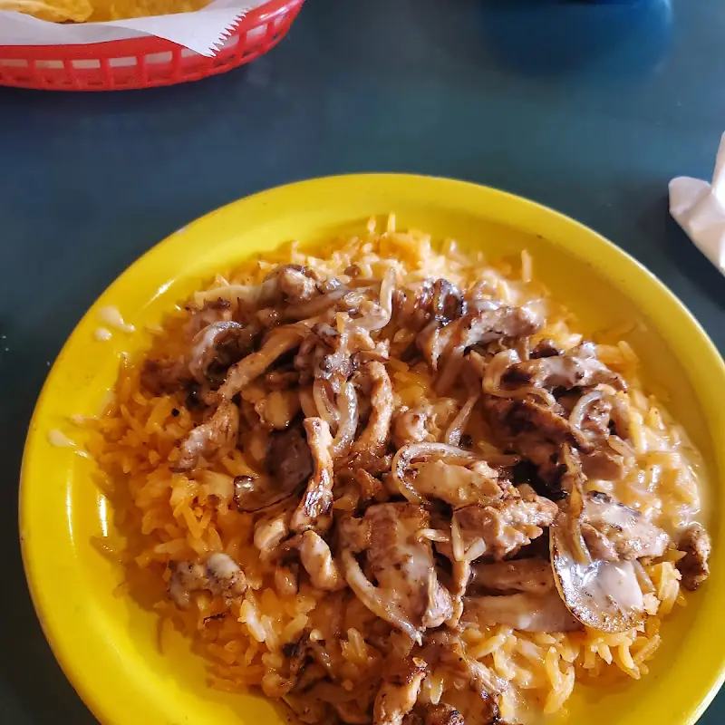 Los Chiles Bar & Grill