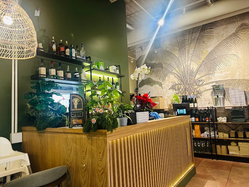 White Lotus Thai & Vietnamese Cuisine