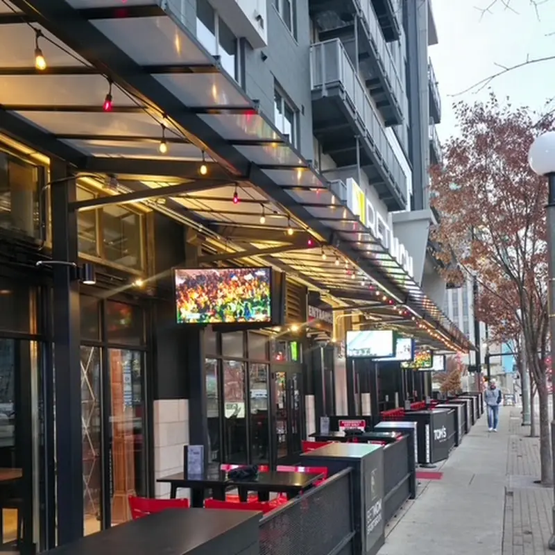 Tom's Watch Bar - Cincinnati