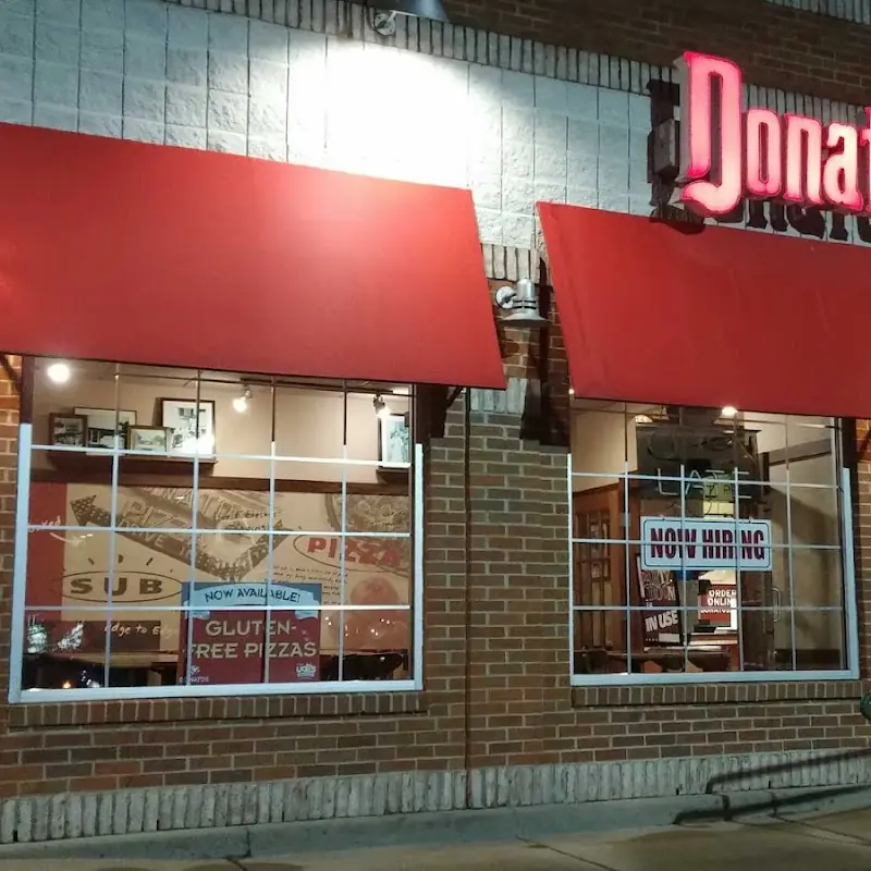 Donatos Pizza